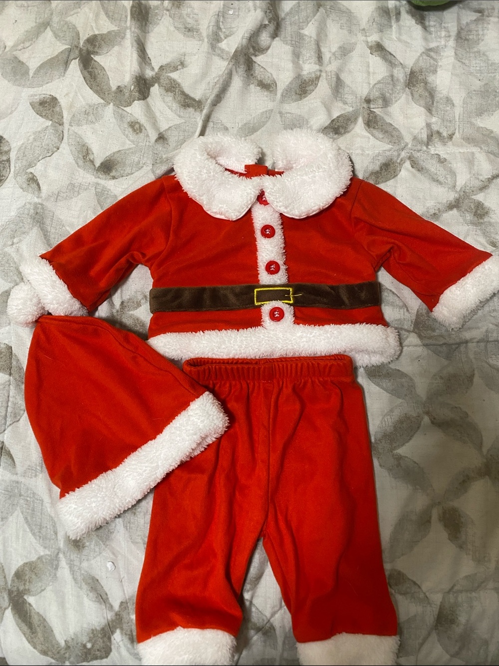 SHEIN Red and White Kids Santa Outfit with Brown Belt 1-3 months